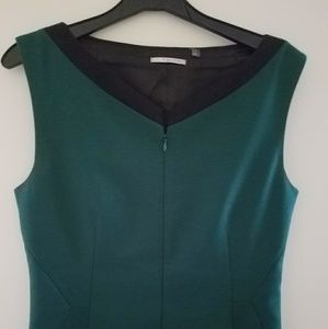 Tahari sleeveless zip front shift dress